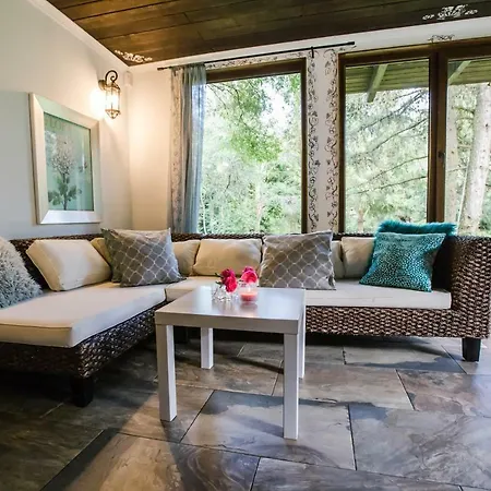 I Lowisko 农家乐 *